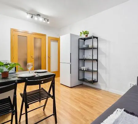 Near The Airport Apartment Cornellà de Llobregat
